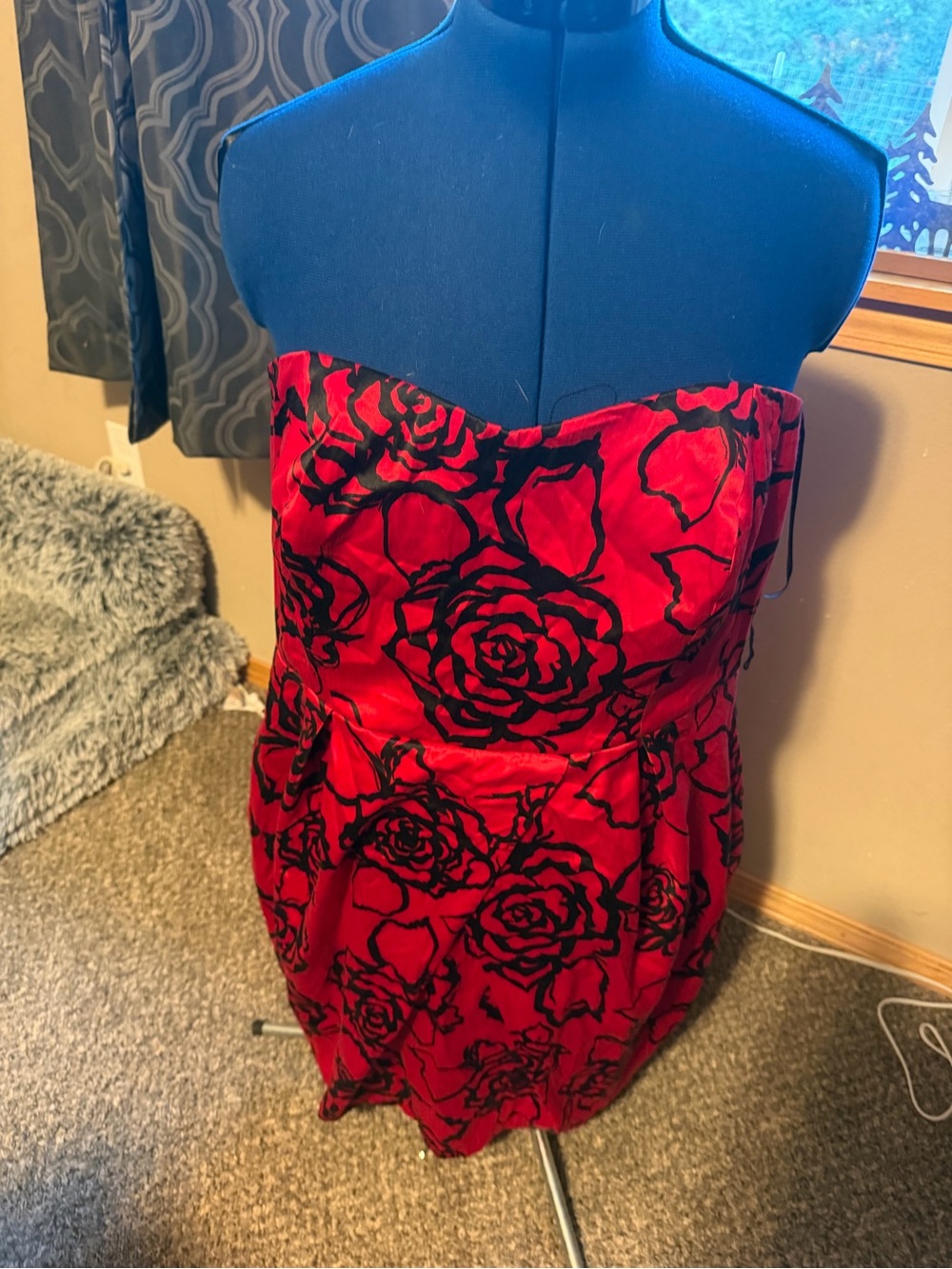 torrid vintage 2000’s Red Strapless Rose-Print Cocktail Dress
